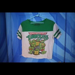 Vintage cropped tee size Large Teenage Mutant Ninja Turtles